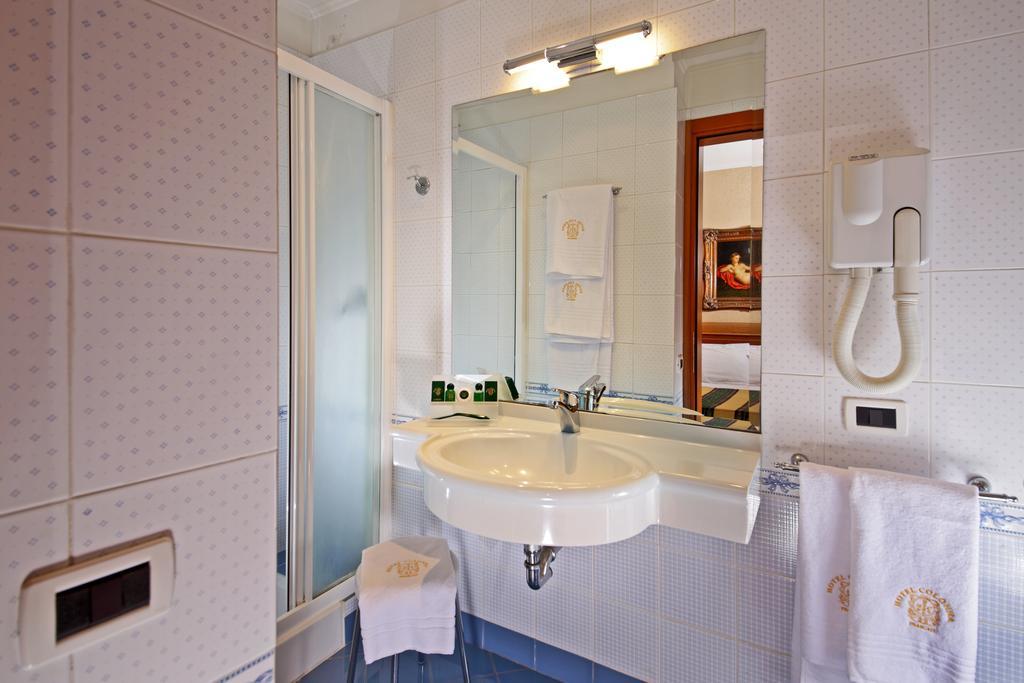 Hotel Colonna 3*
