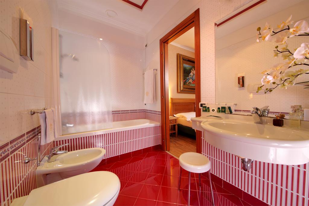 Hotel Colonna 3*