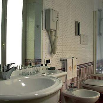 Hotel Colonna 3*